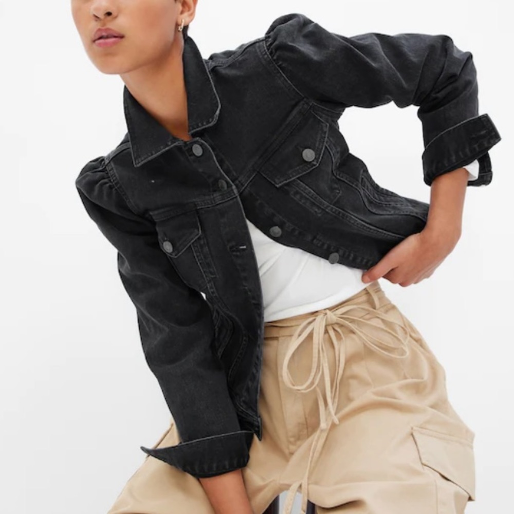 GAP Black Cropped Denim Jacket